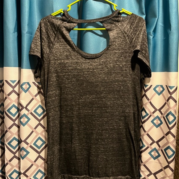 Secret Artist Cutout Tee - Picture 5 of 8